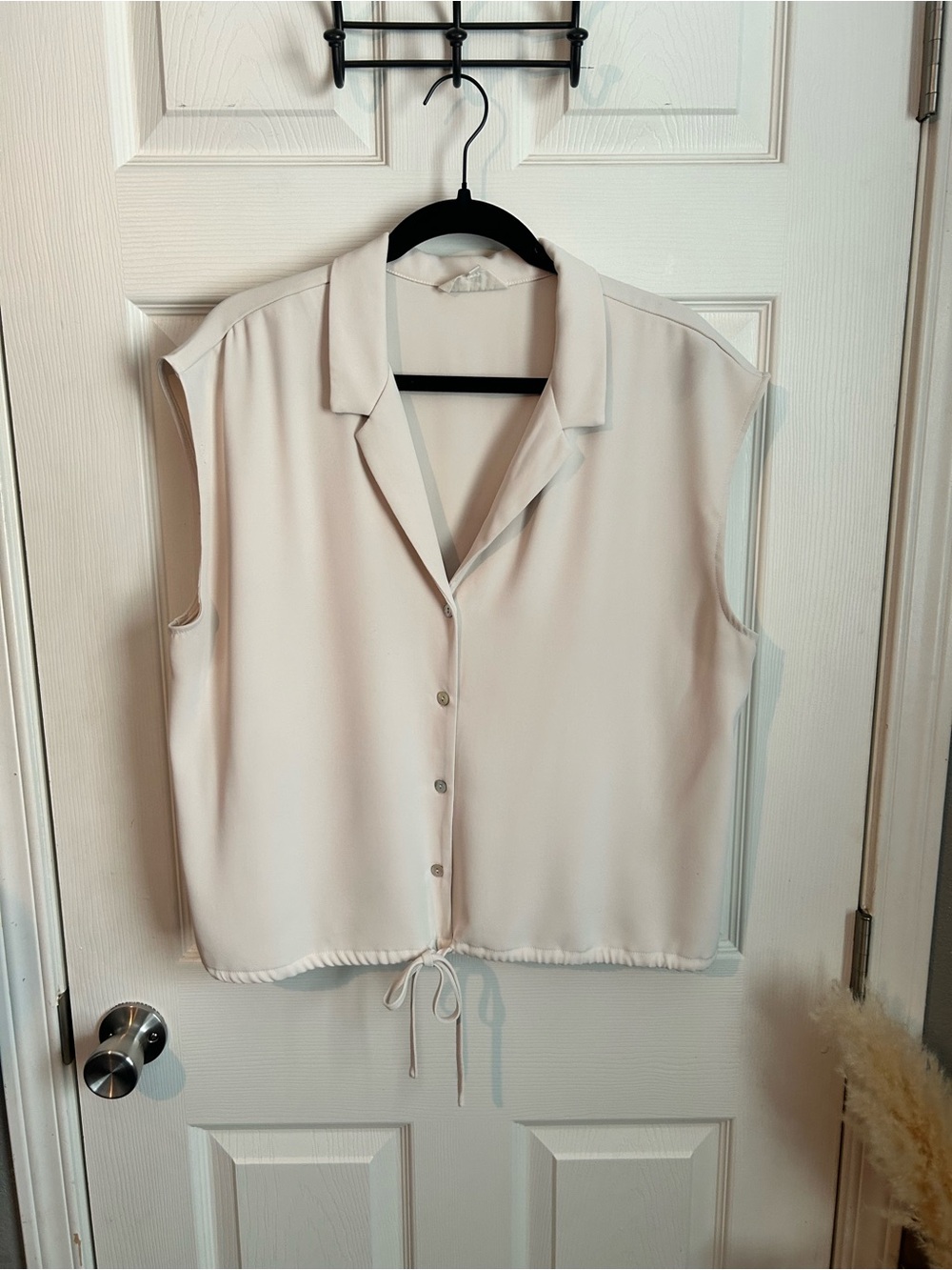 MELLODAY Sleeveless Button-Front Drawstring Top - Cream